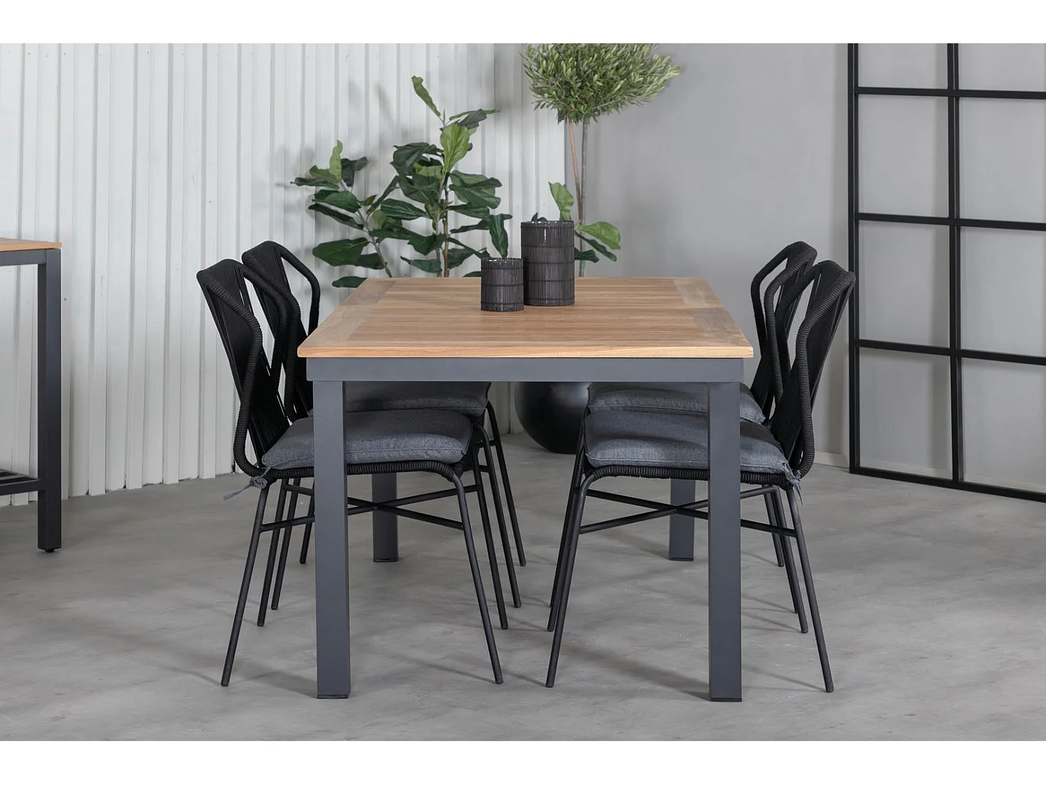 Panama tuinmeubelset tafel 90x152/210cm en 4 stoel Julian zwart, naturel.