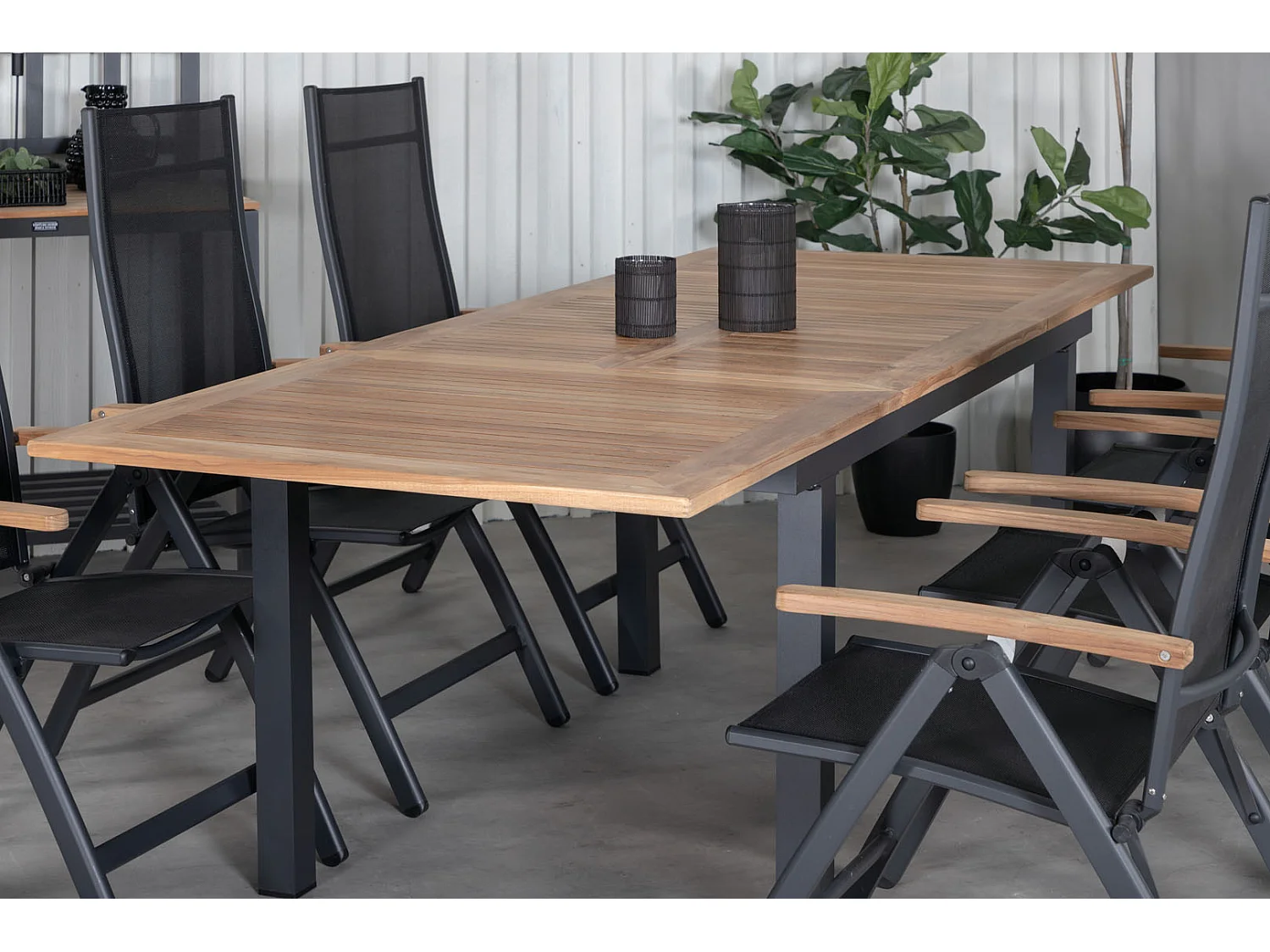 Panama tuinmeubelset tafel 90x152/210cm en 6 stoel Panama zwart, naturel.