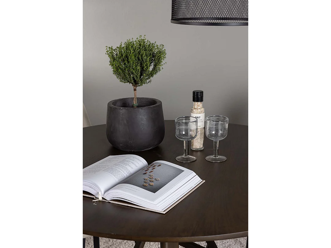 Kaseindon eethoek tafel bruin en 4 Rosie stoelen beige.