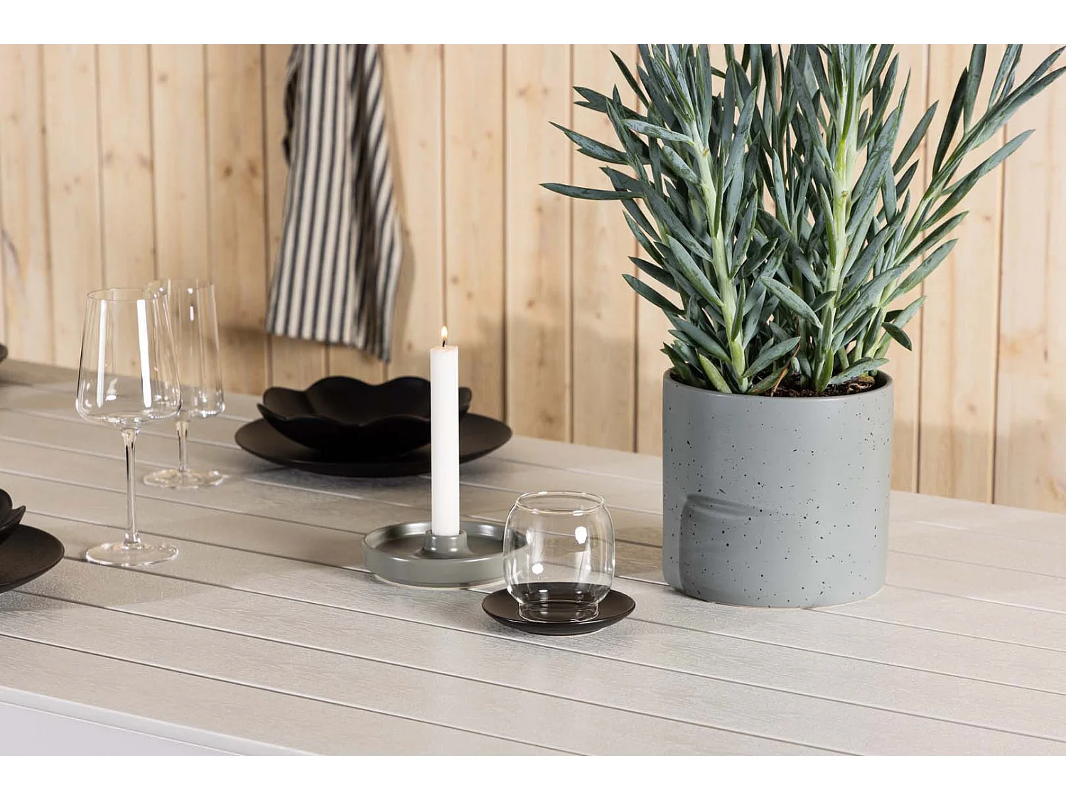 Break tuintafel 90x205cm wit.