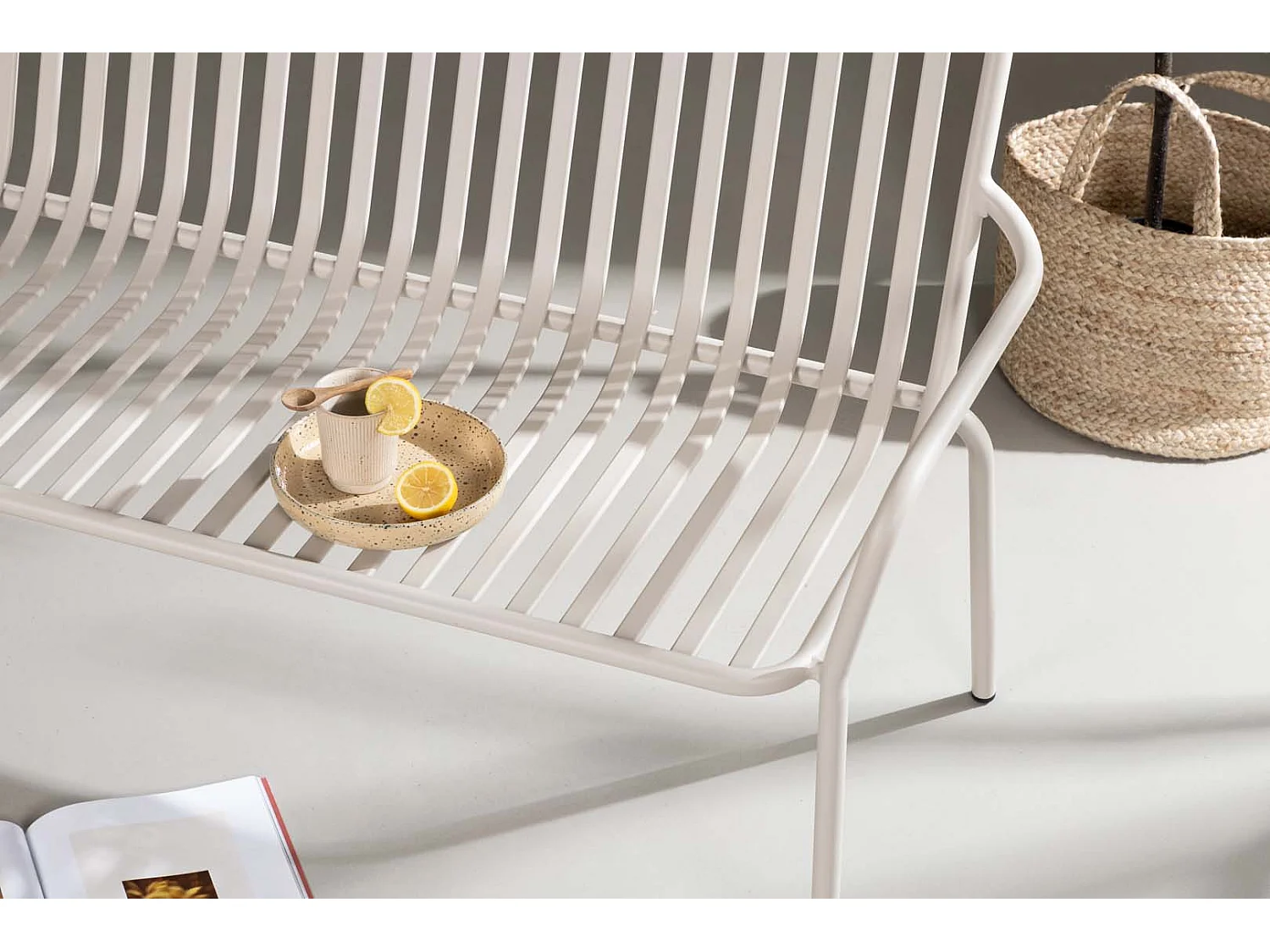 Peking banc de jardin beige.