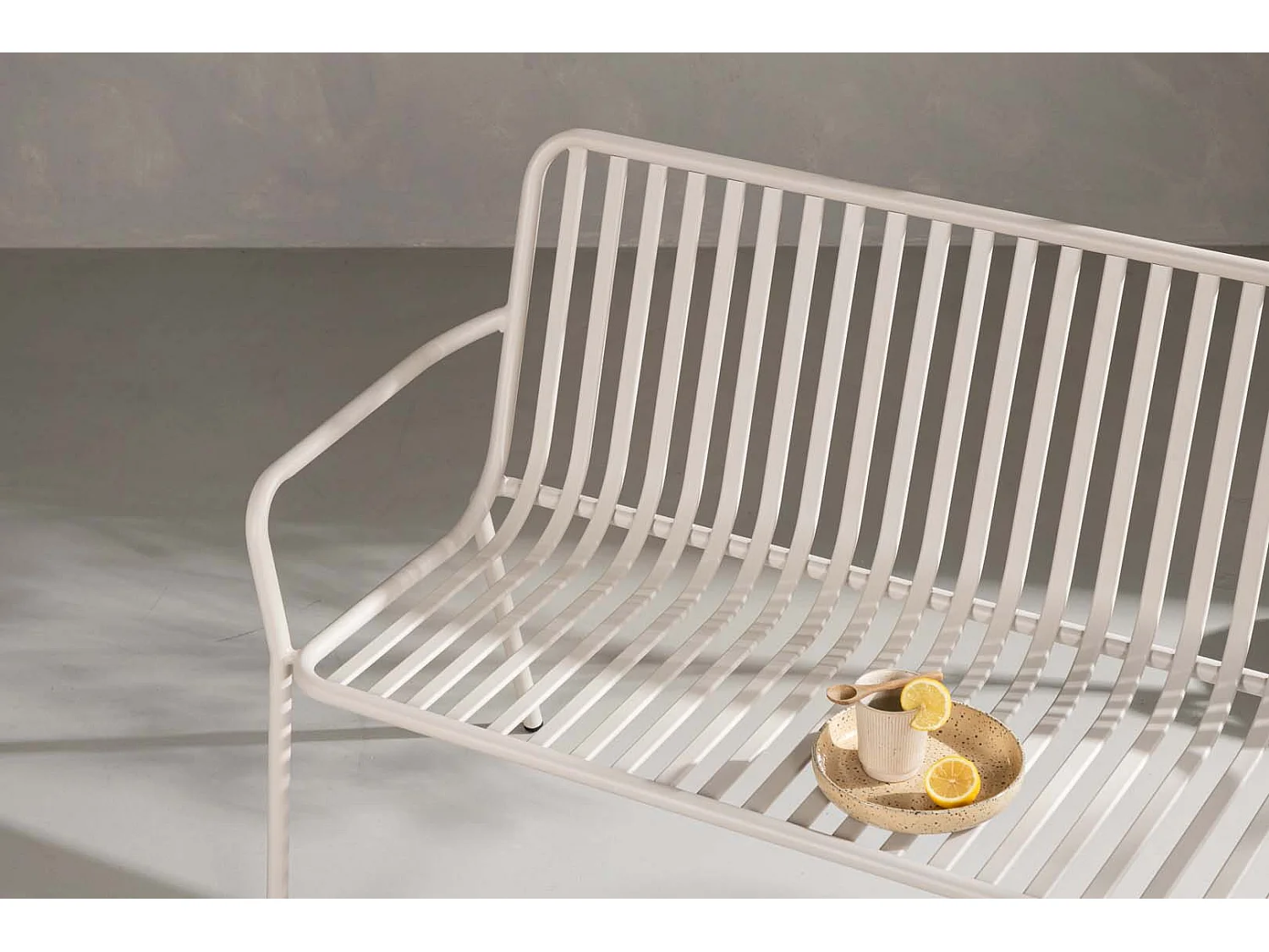 Peking banc de jardin beige.