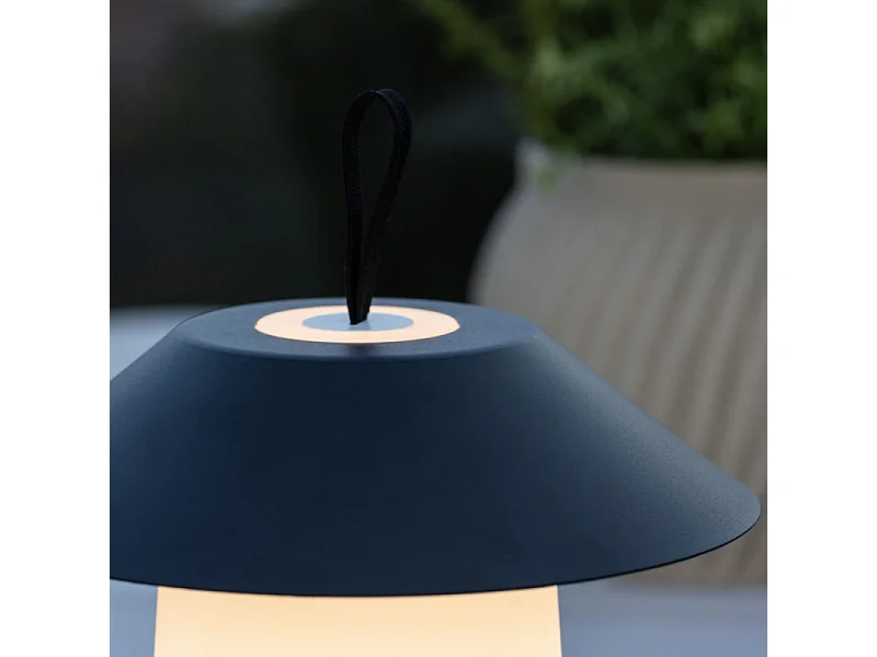 Rubu lampe de table LED pour l'extérieur beige.