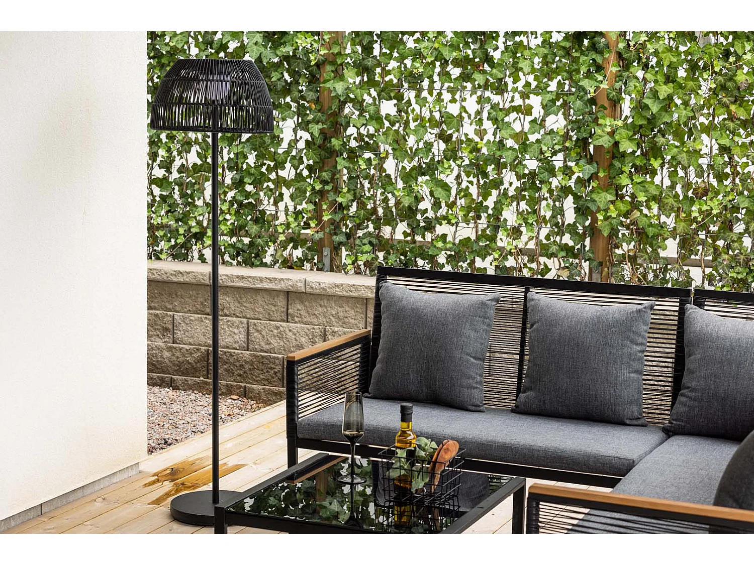 Mabis vloerlamp LED buiten zwart.