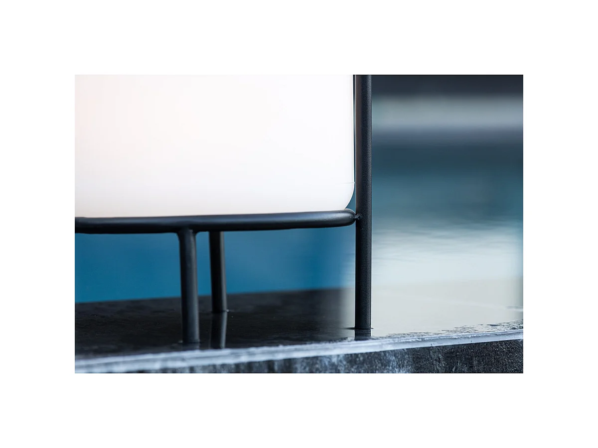Colie Tischleuchte LED für den Außenbereich 26x53x26cm schwarz.