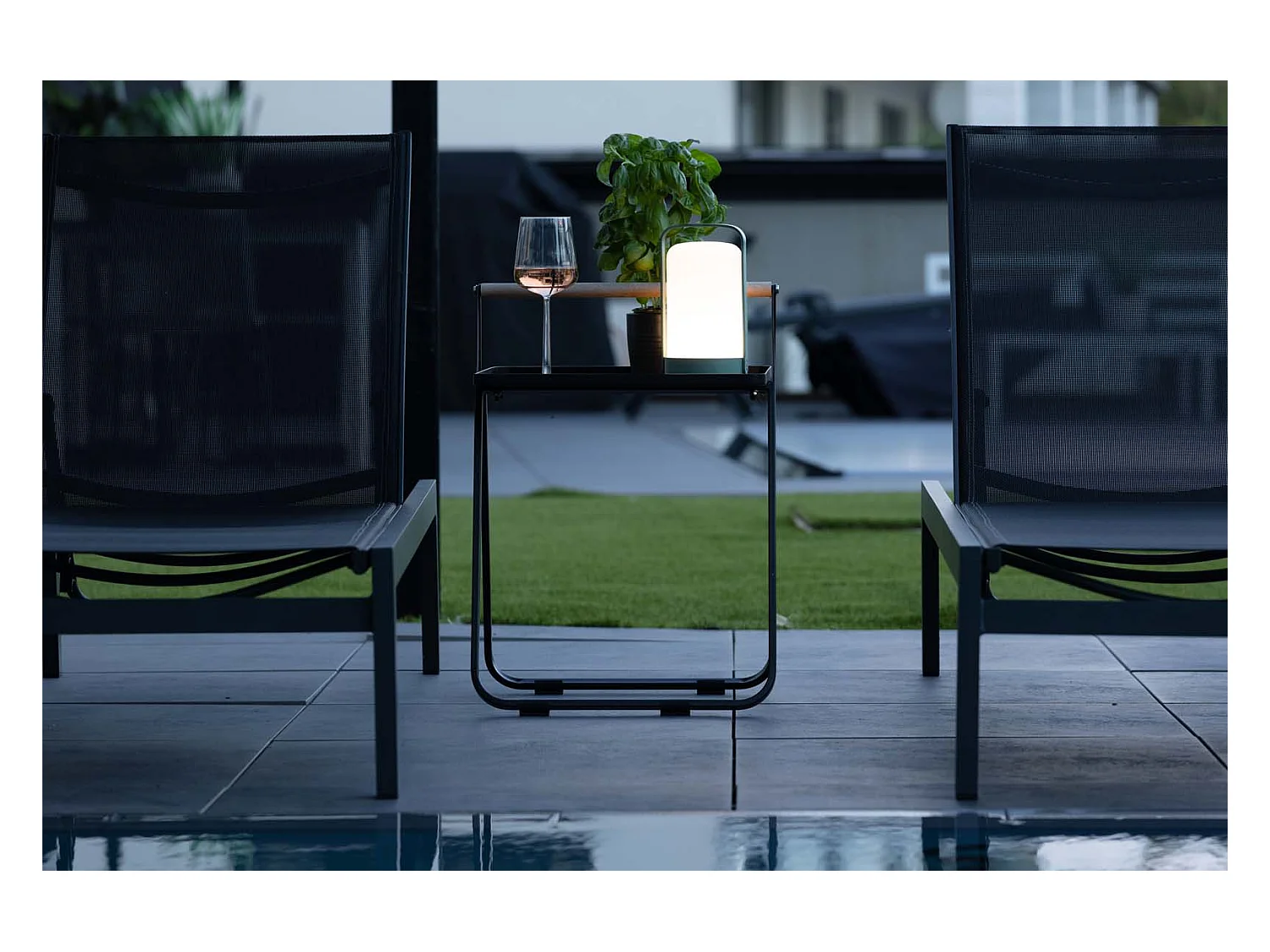Fern tafellamp LED buiten groen.