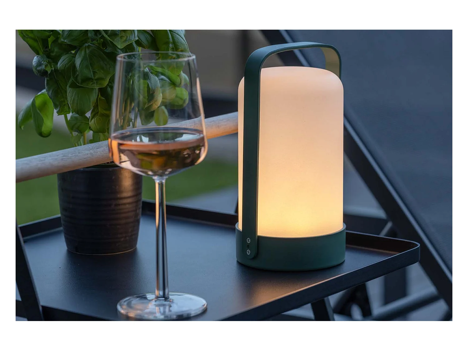Fern tafellamp LED buiten groen.