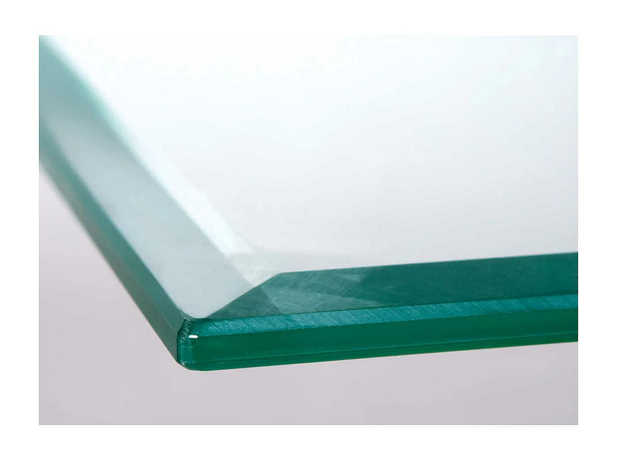 Xira salontafel met glazen blad en poten in wild eikenhouten decor.