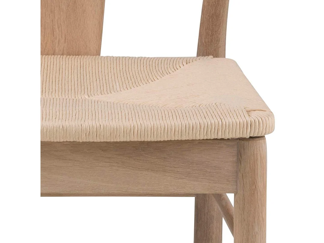 Janik chaise de salle à manger avec accoudoirs chêne.