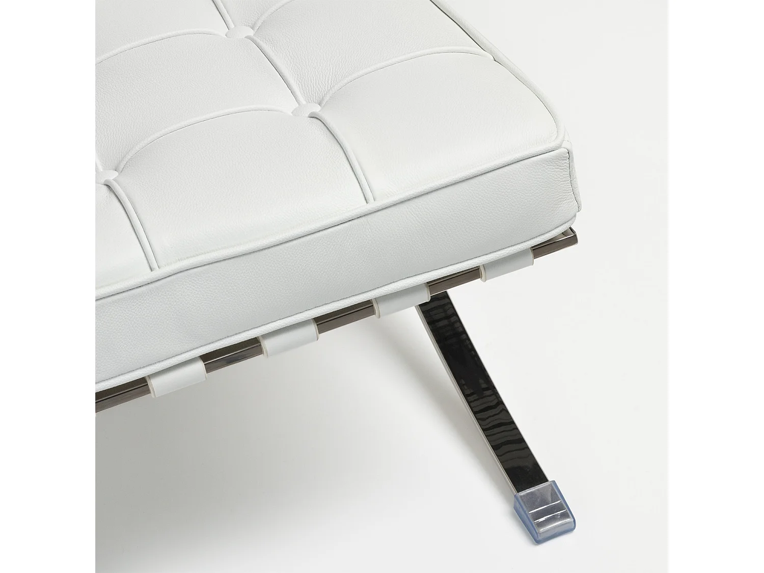 Canapé design 2 places cuir capitonné blanc Barka