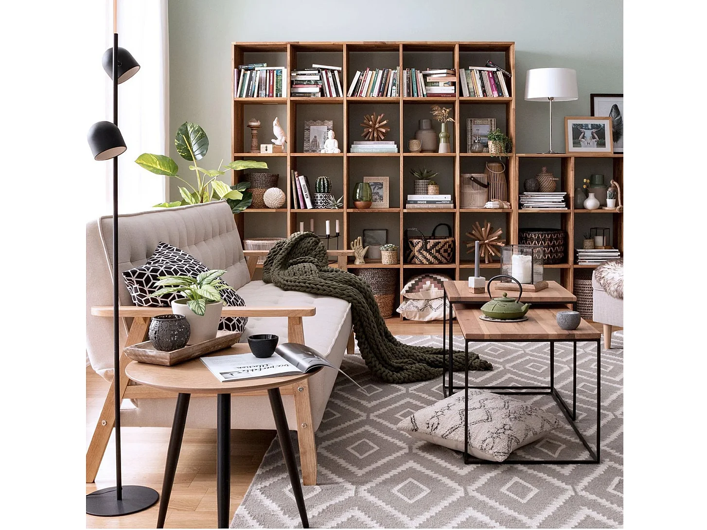 Bibliothèque en bois de chêne massif 25 compartiments Moby 187cm