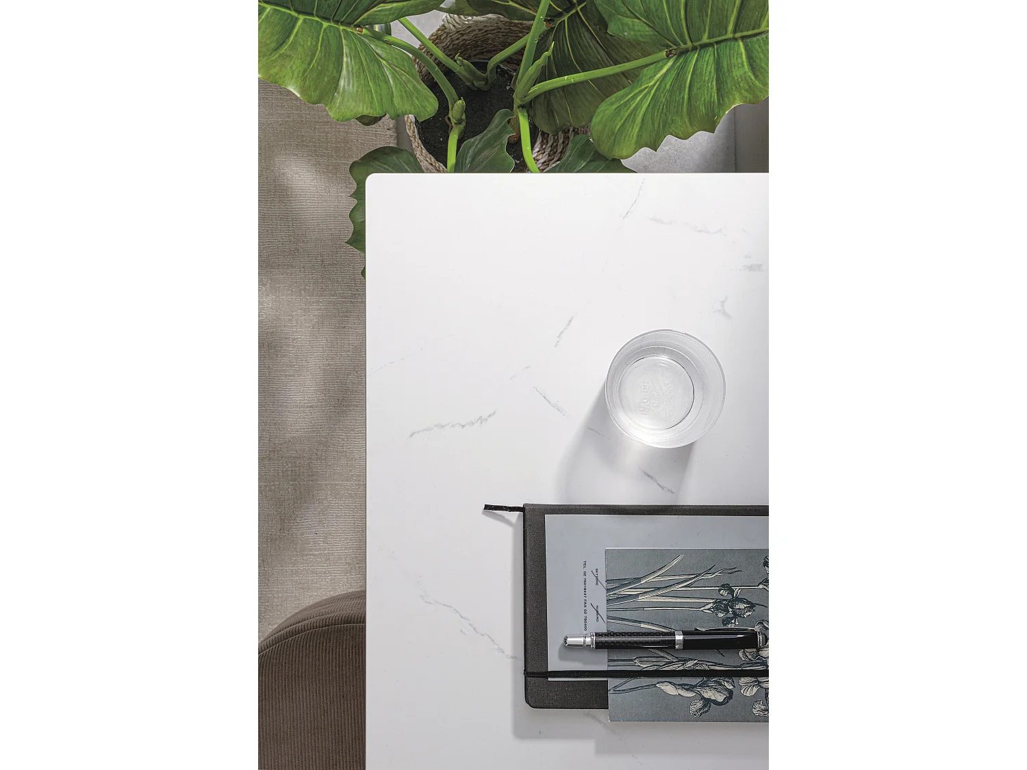 Console en céramique et pieds en acier bicolore Baba 120cm