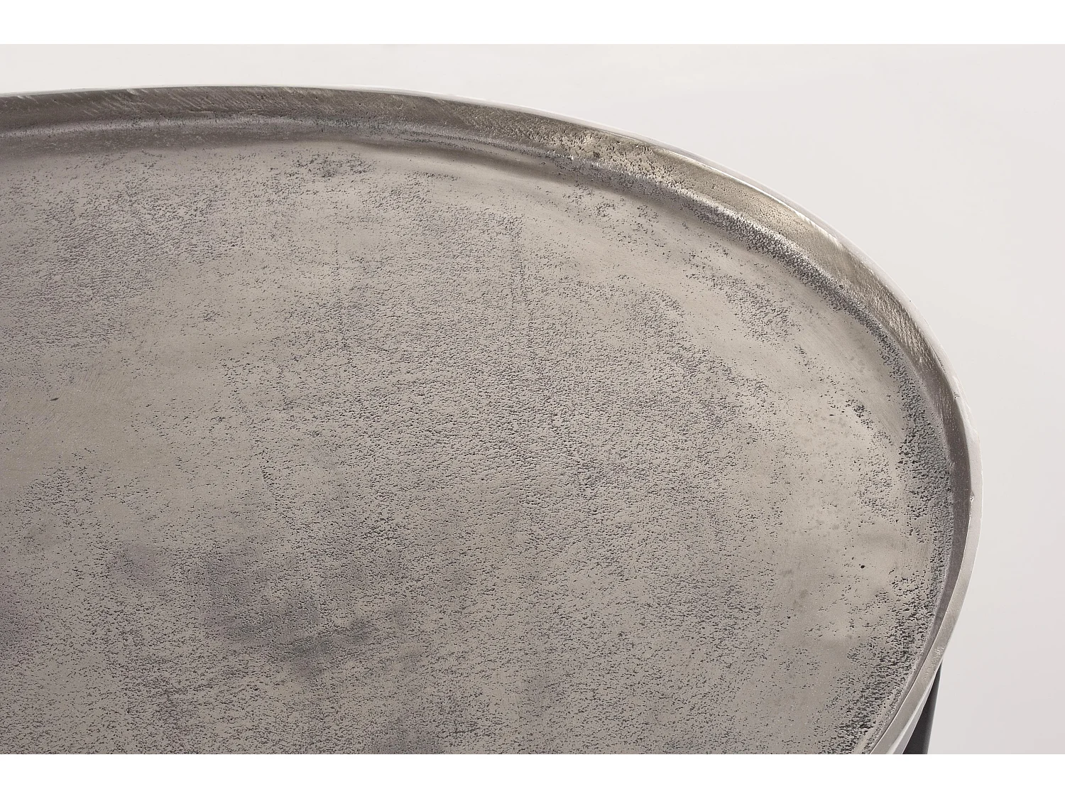 Table basse ovale aluminium et pieds en acier Amina - Lot de 2