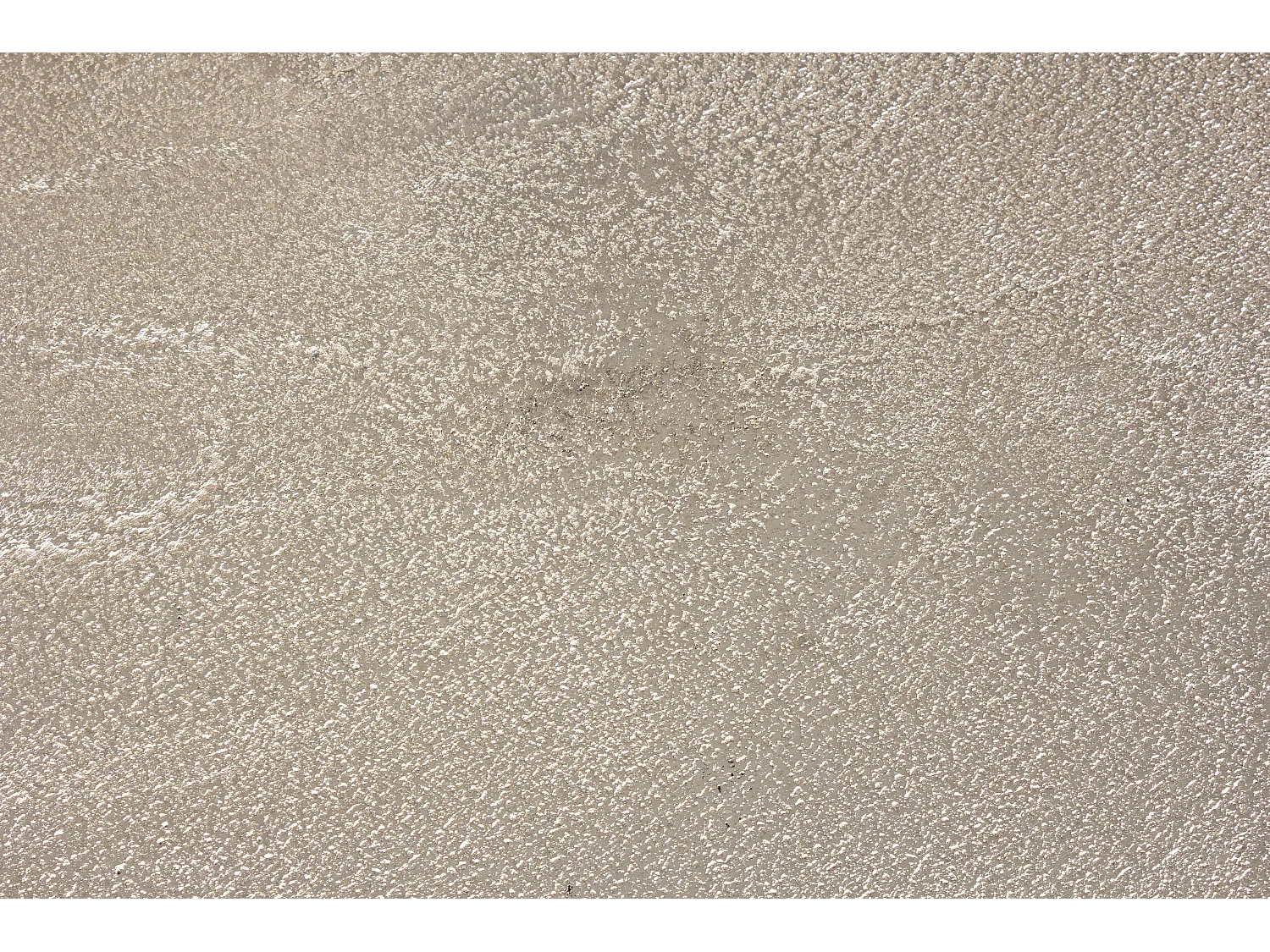 Table basse ronde aluminium et pieds en acier Amina - Lot de 2