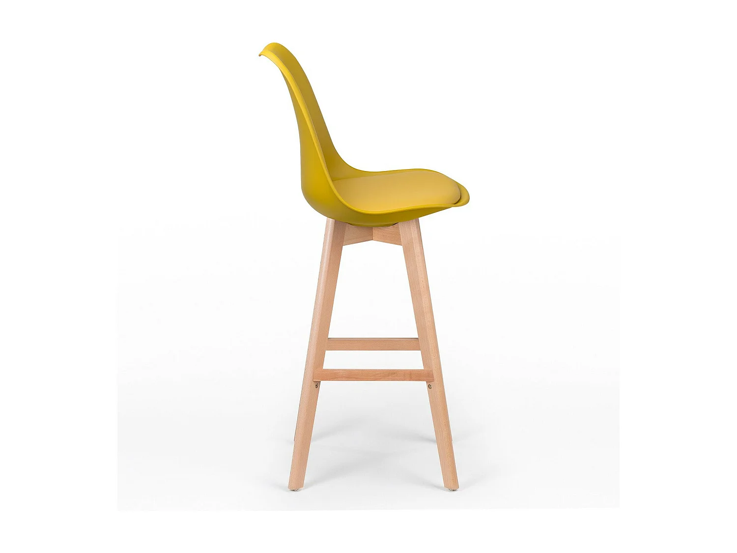 Taburete alto nórdico con cojín de polipiel amarillo curry y patas de haya clara Tula 76 cm