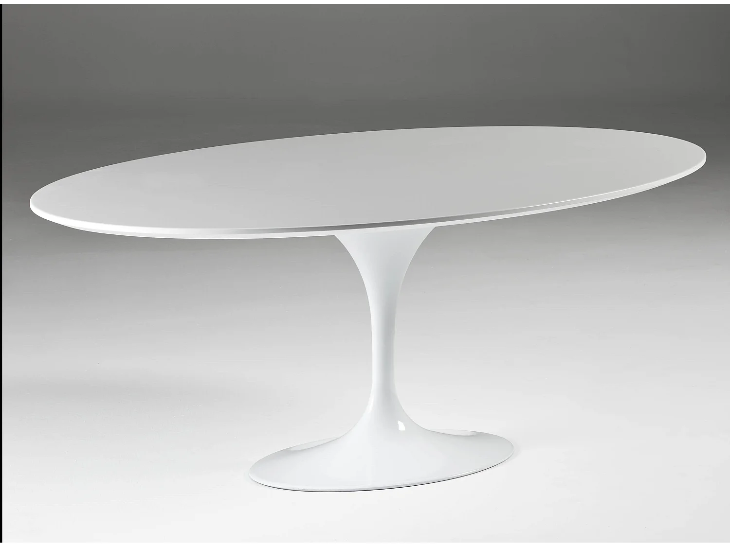 Table à manger ovale bois blanc et pied métal 200cm