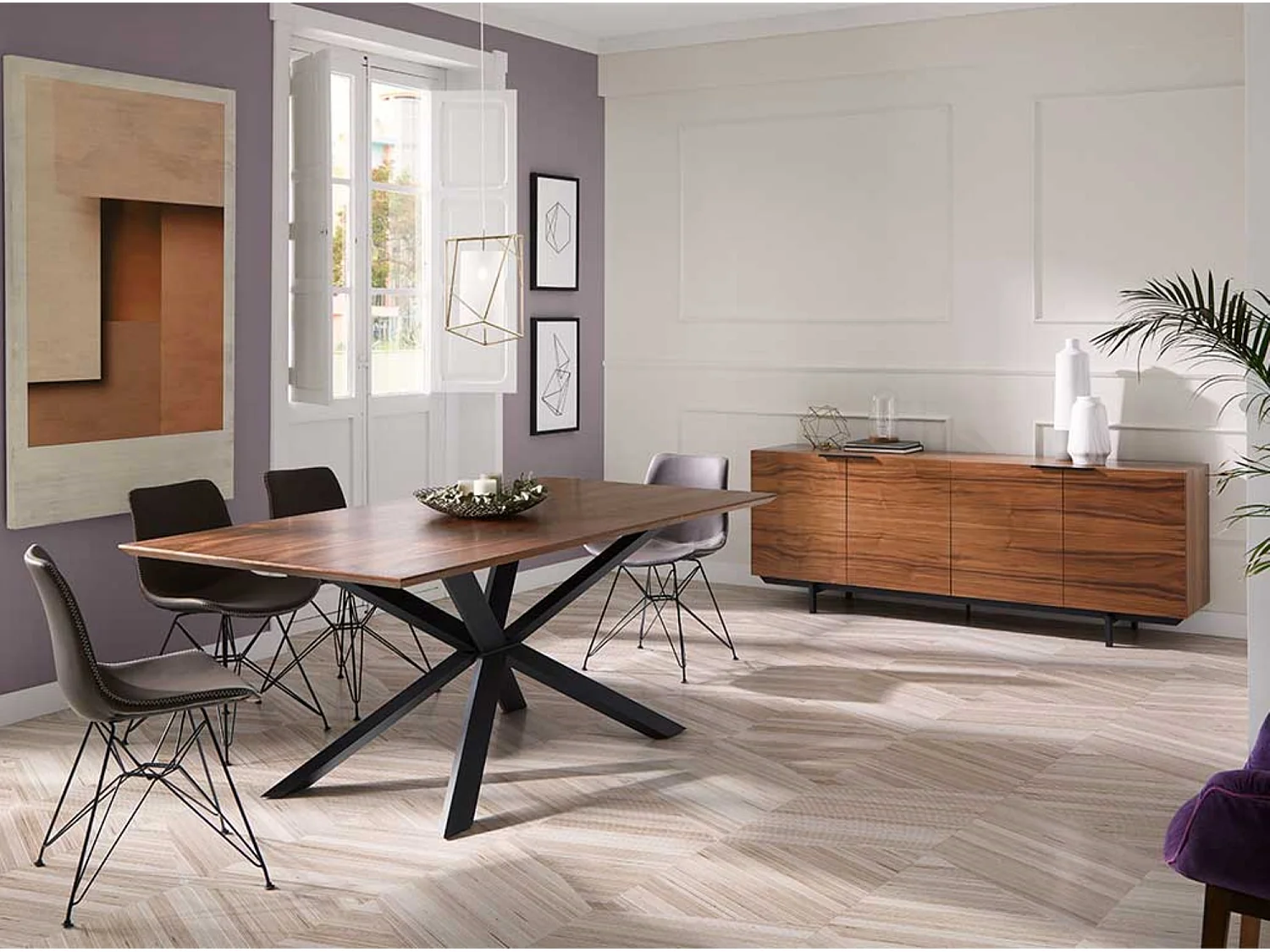 Walnoothouten eettafel en zwart metalen poten Toulika 200 cm