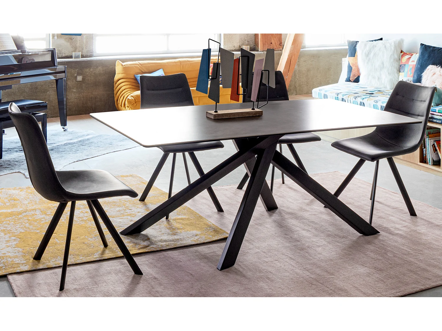 Table à manger en acier et céramique bicolore Medy L 180cm