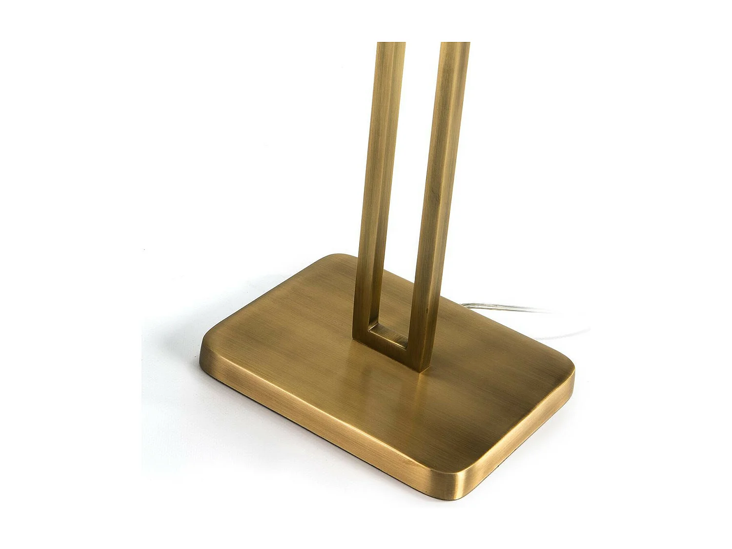 Lámpara de mesa Feery de metal dorado