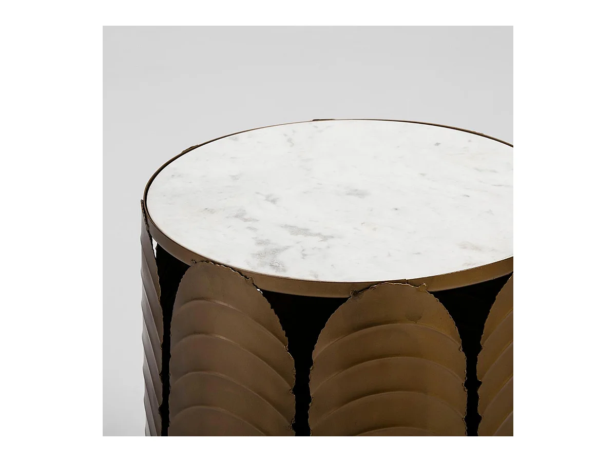 Table d'appoint ronde marbre blanc et métal doré Dorie H 51cm