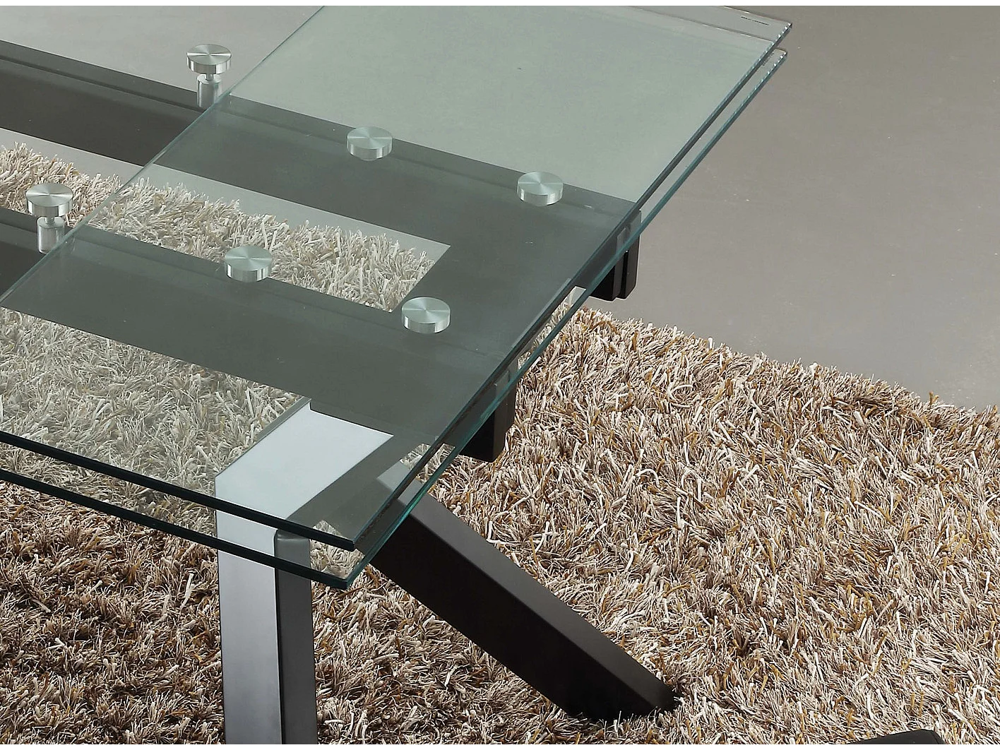 Table extensible 160-240cm pieds laqué noir et plateau verre trempé Kiota