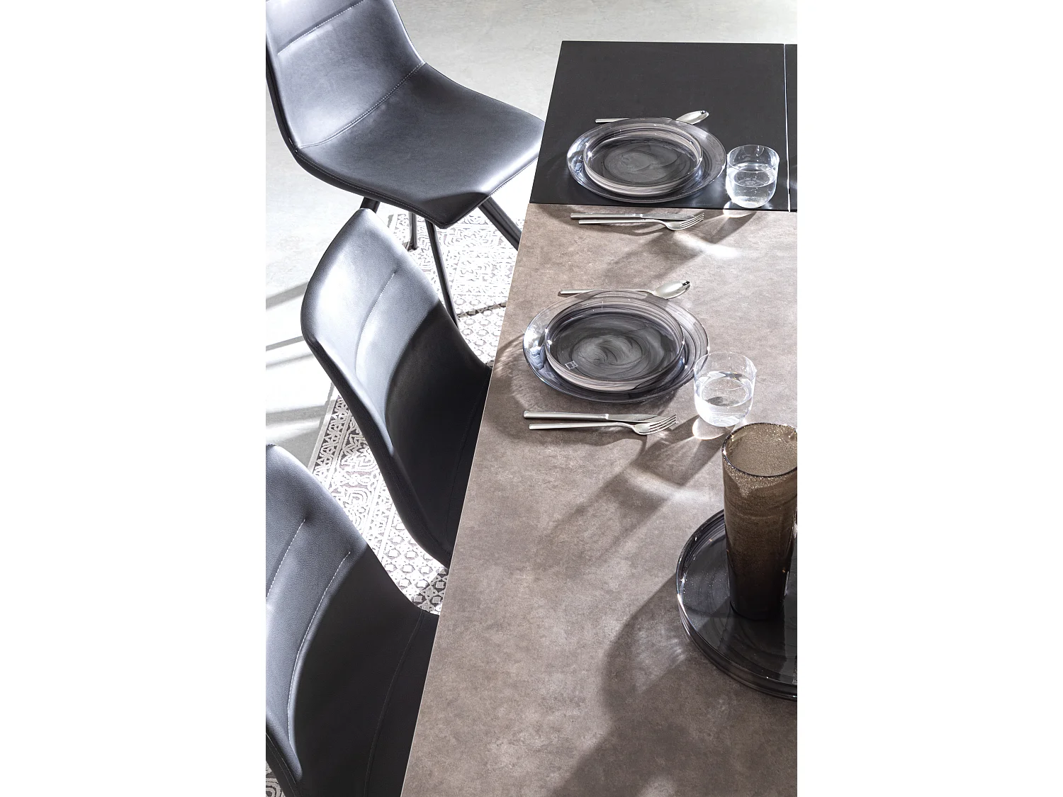 Table extensible en céramique marron et acier noir Kerry 160-220cm