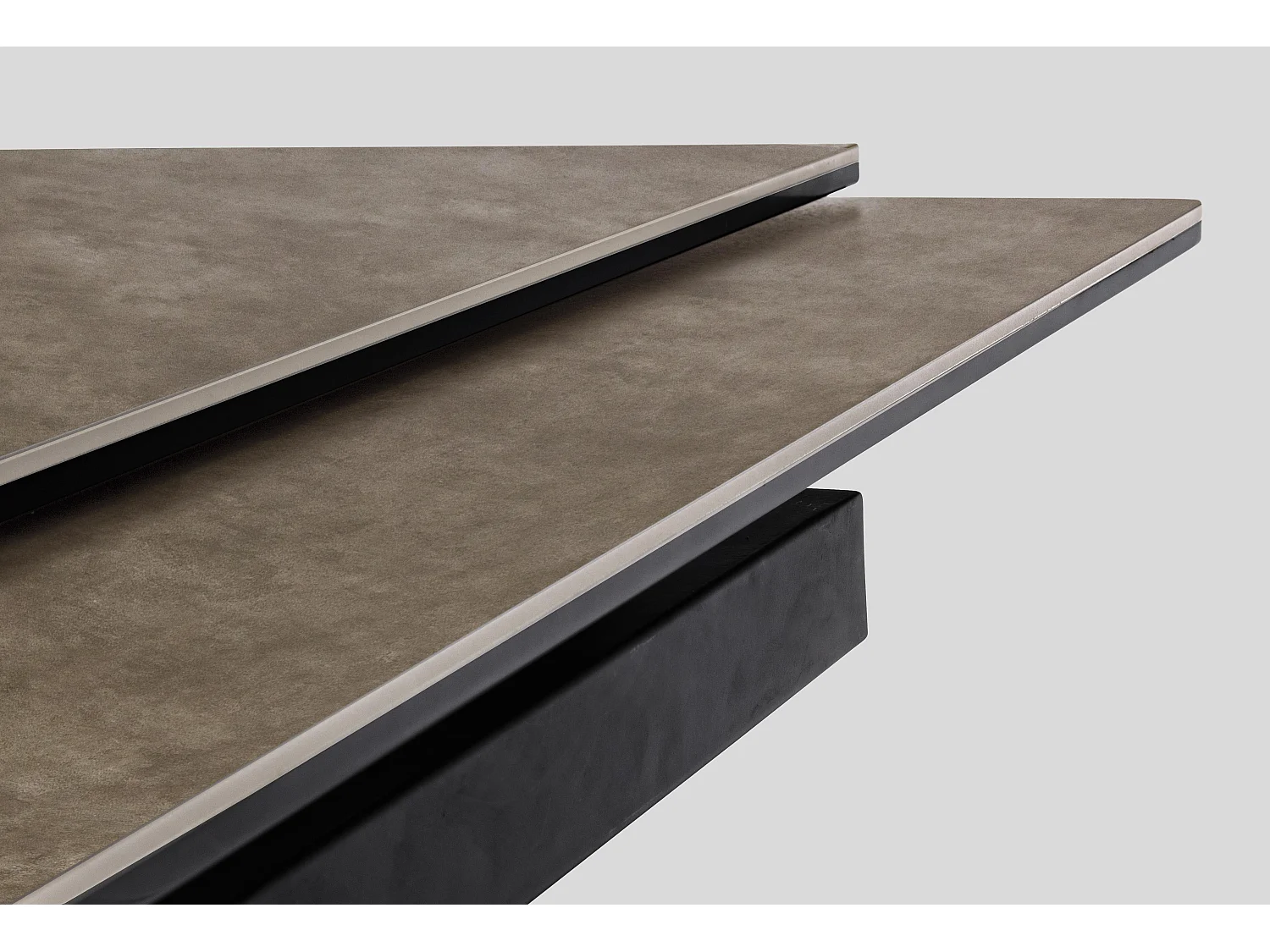 Table extensible en acier et céramique Achel L 160-240cm