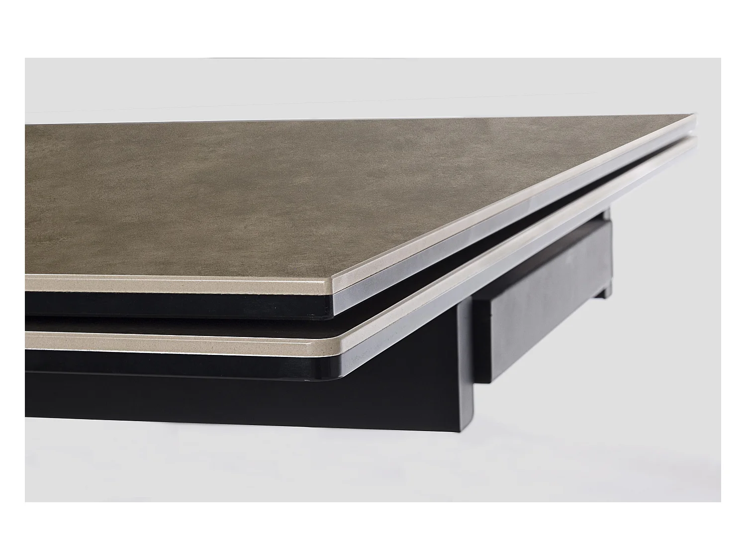 Table extensible en acier et céramique Achel L 160-240cm