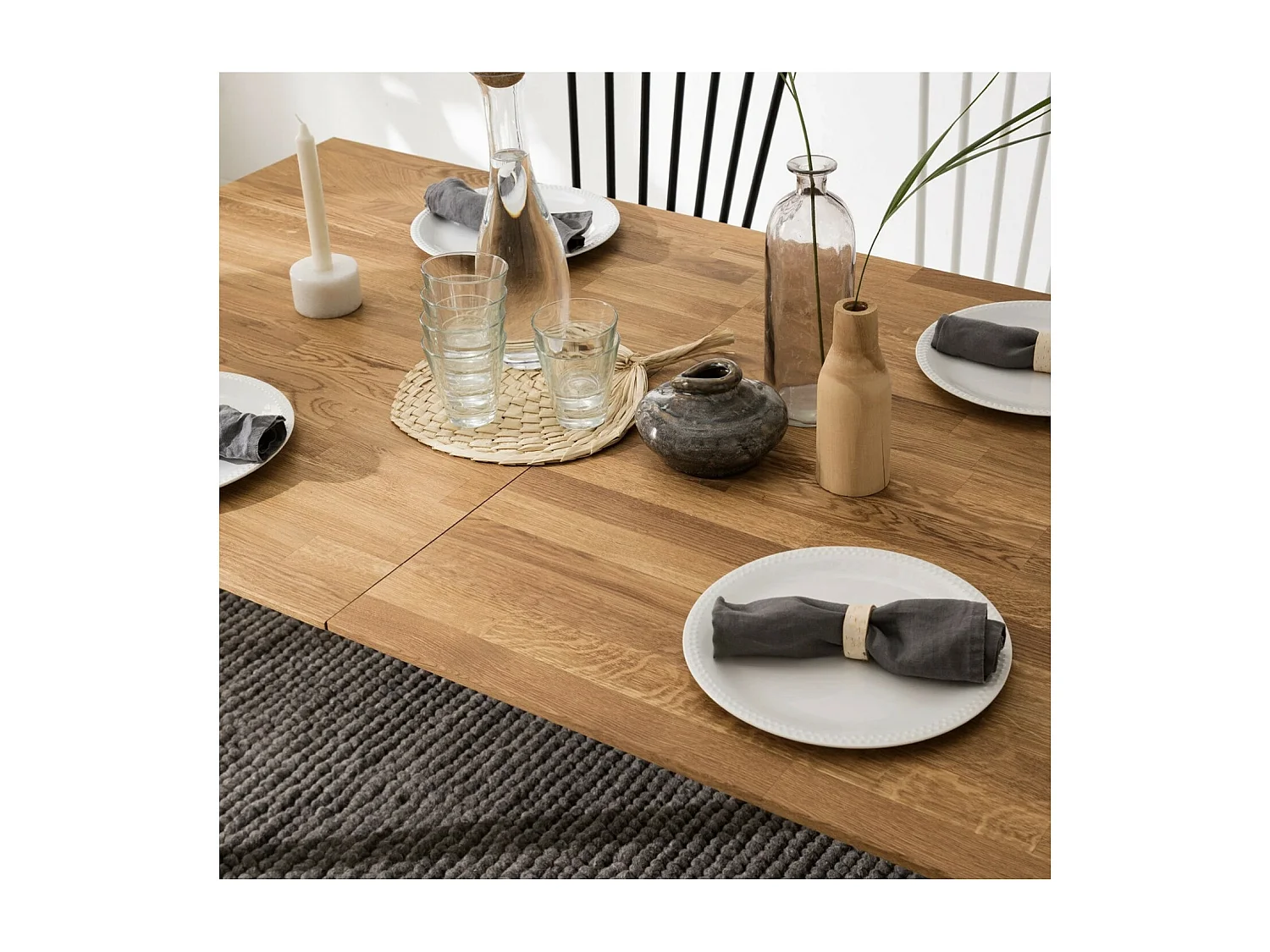 Table extensible en bois de chêne massif Osword 140 à 180cm