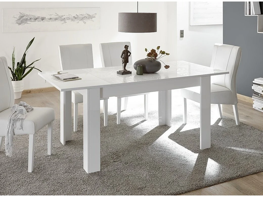 Table extensible 4 à 6 personnes L 137 à 185cm laqué blanc brillant Zebre