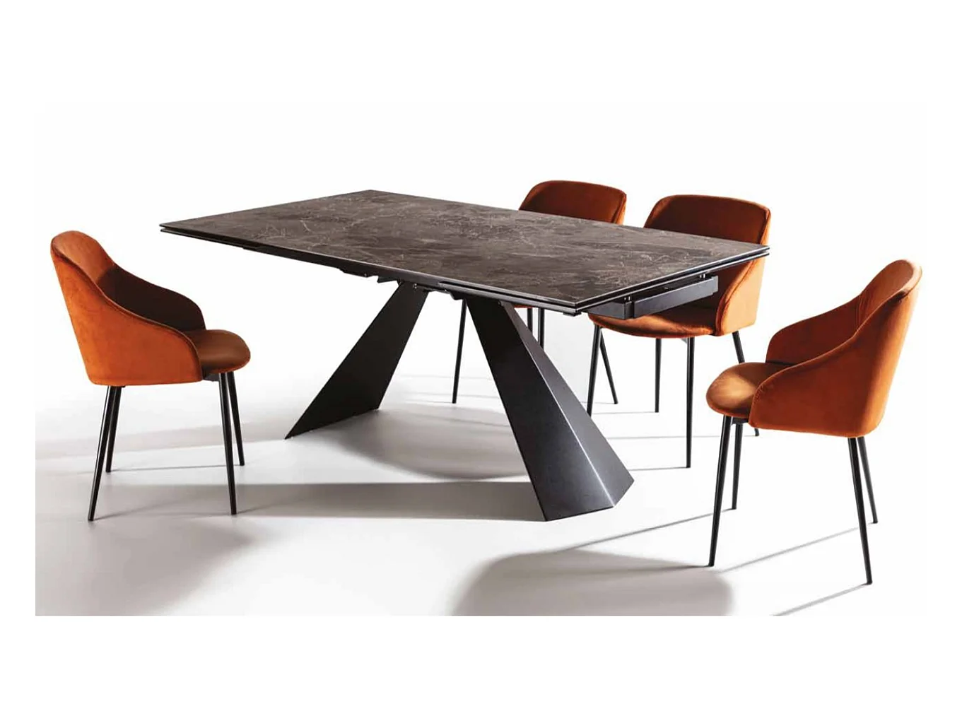 Table extensible 180-280cm céramique marron marbre et pieds métal noir Kylane
