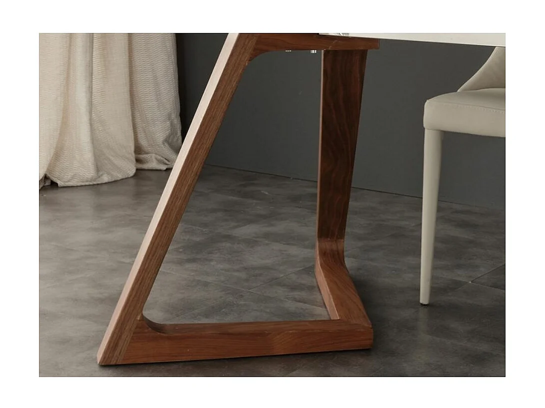 Table de repas extensible plateau en verre et piétement bois massif noyer Kudane-Longueur 160/240 cm
