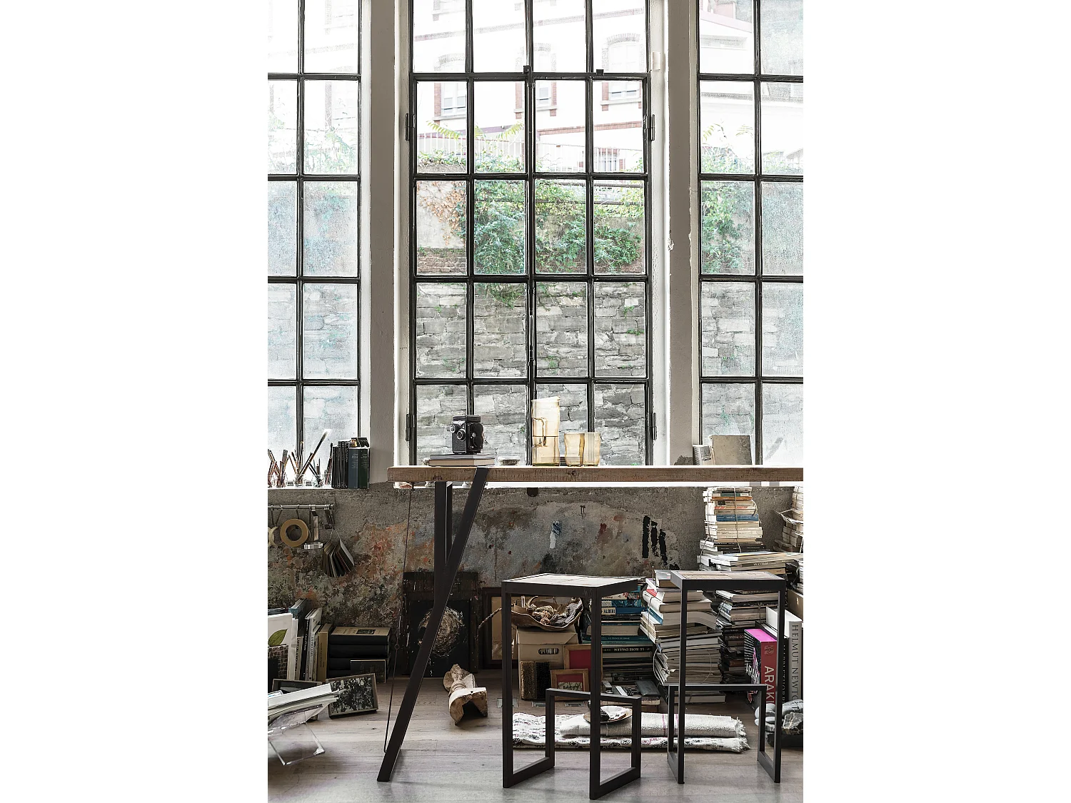 Table bar en bois de sapin et pieds acier Bibo L 200cm