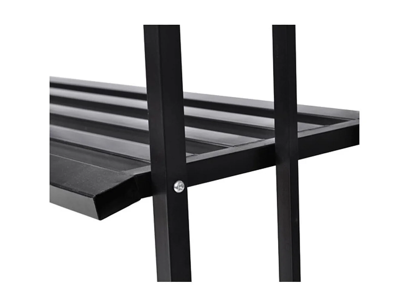 Voûte à roses de jardin avec banc