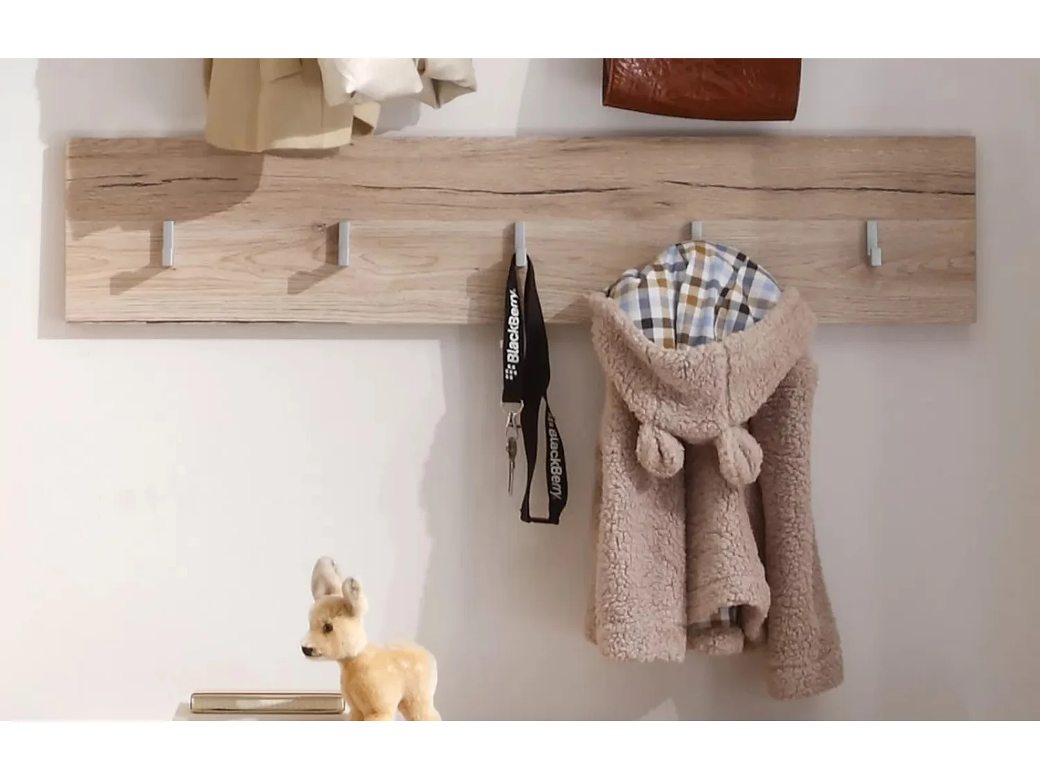 Porte-manteau 5 crochets mélaminé chêne clair Aurel