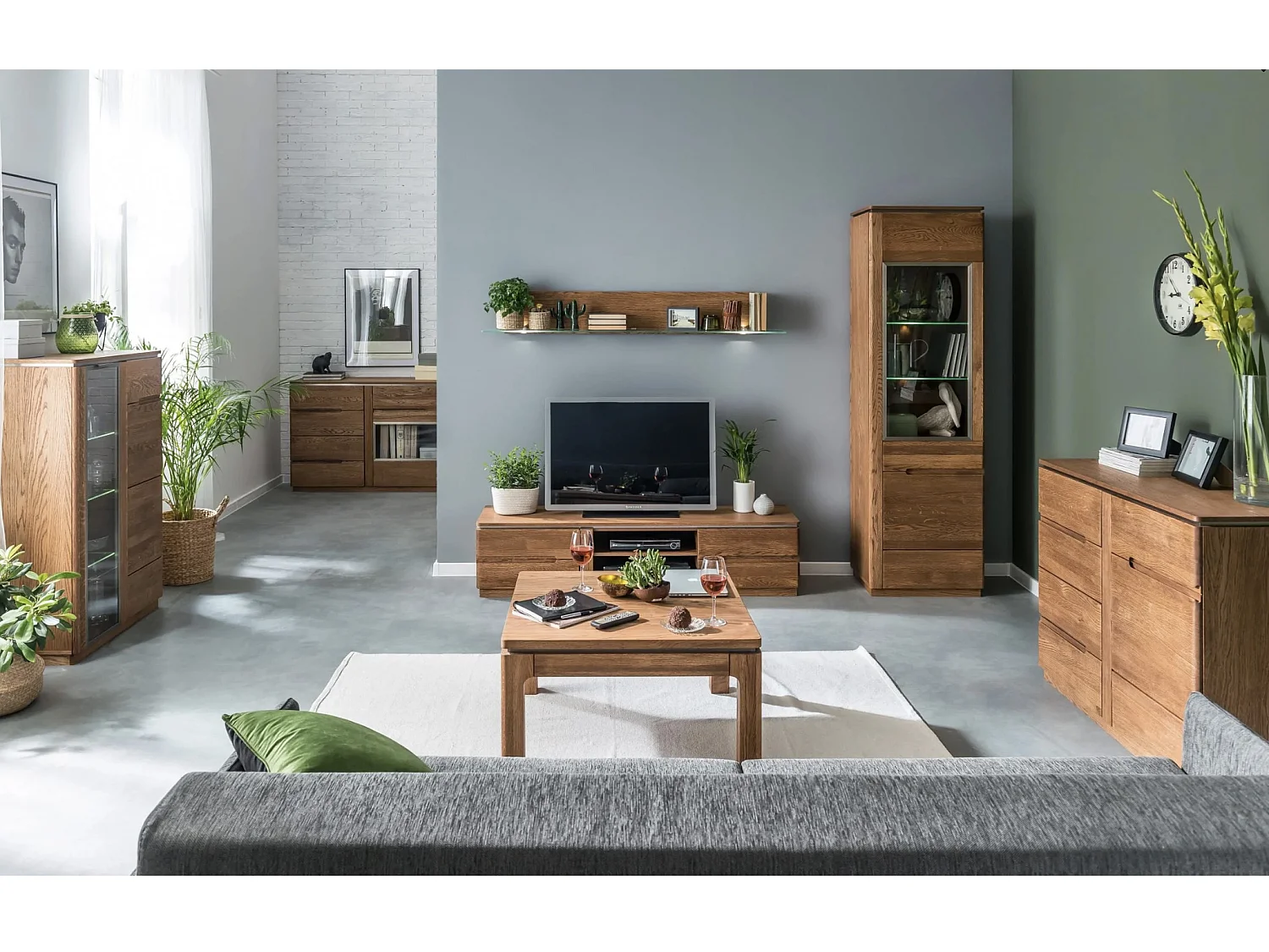 Vitrine en bois de chêne rustique Manky 120cm