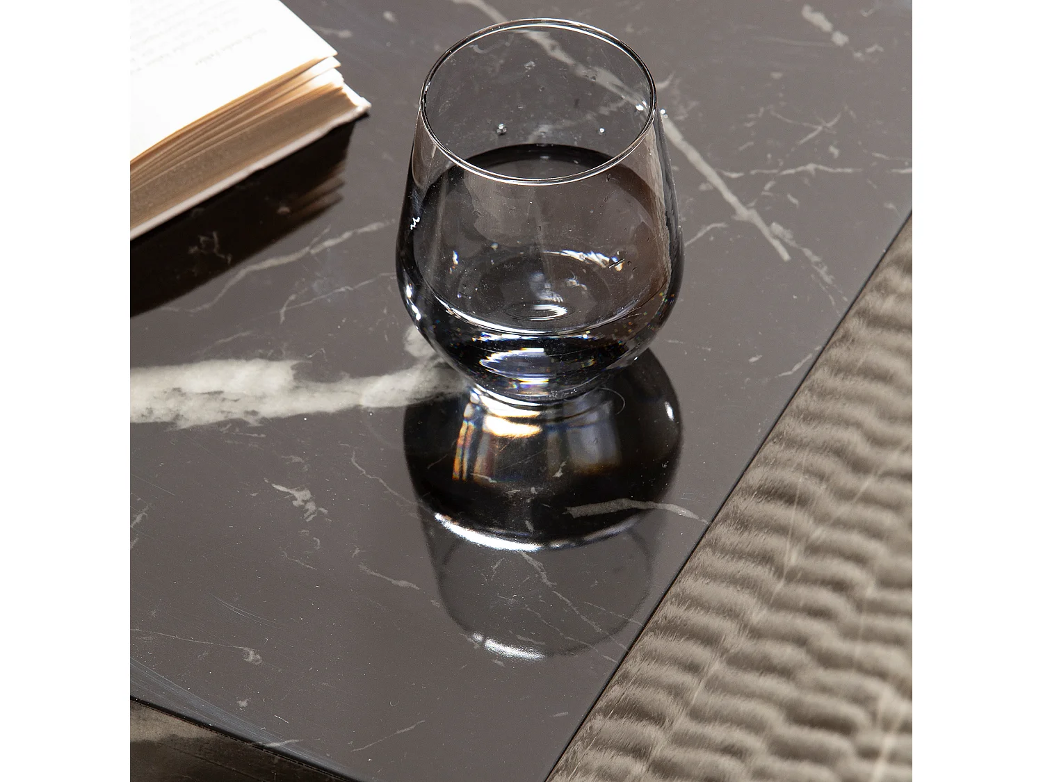 Table Basse Aspect Marbre 40 cm Table de Salon Carrée Moderne Brilliant