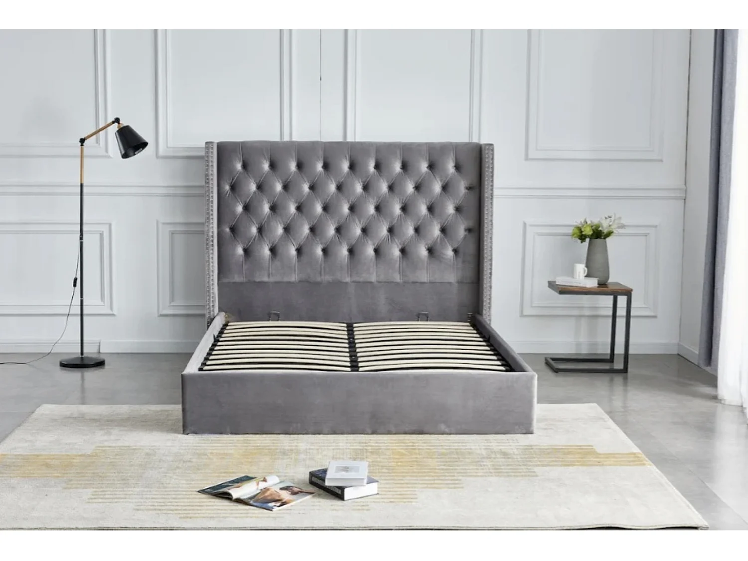 Lit coffre avec grande tête de lit capitonnée velours Loumea-Couleur Gris clair-180x200