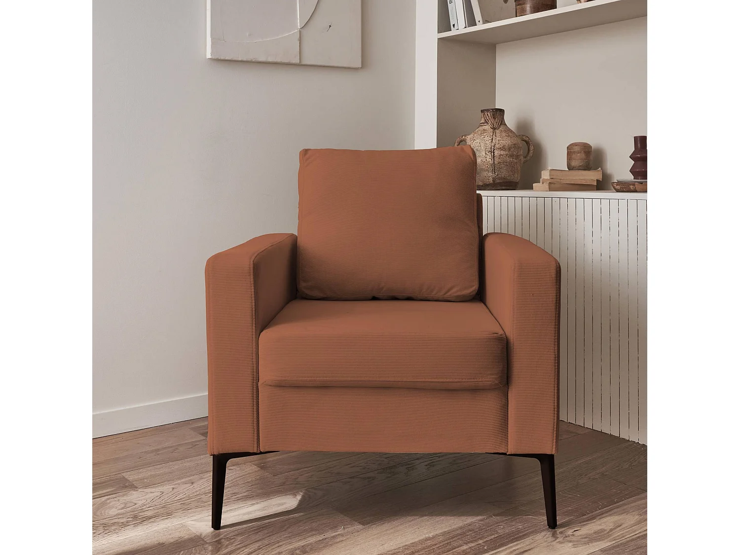 Poltrona in velluto a coste, gambe in metallo, terracotta