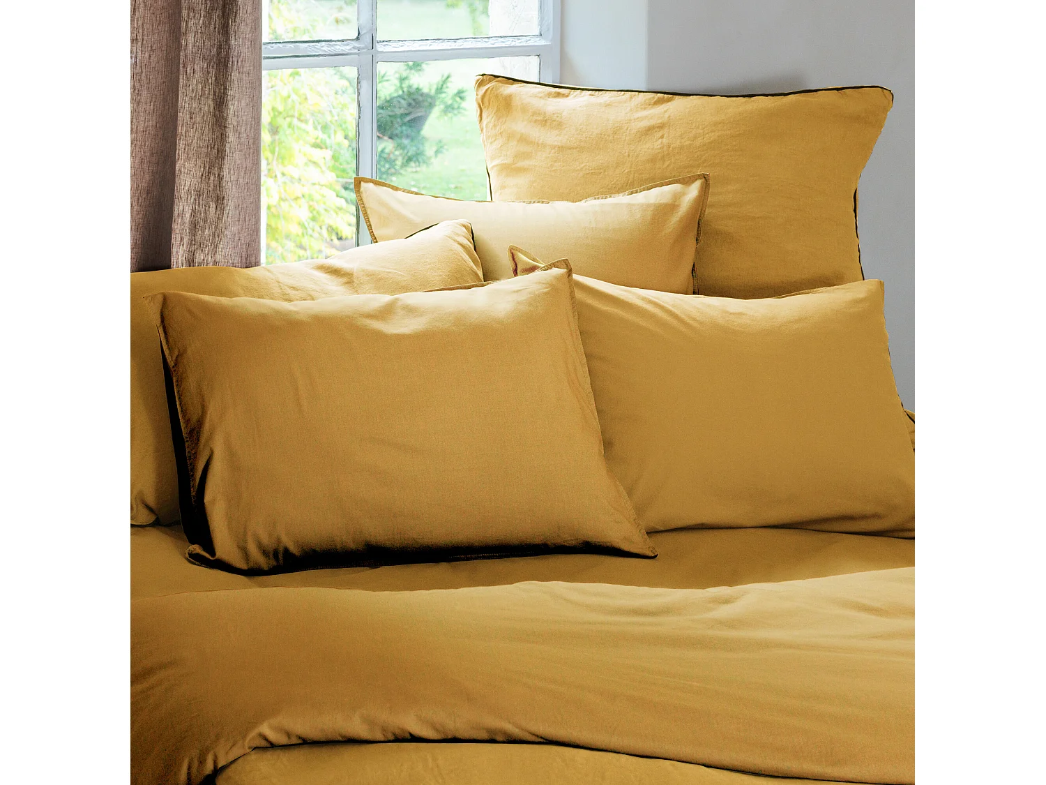 Taie d'oreiller 65x65 cm pur coton lavé PALACE jaune curry