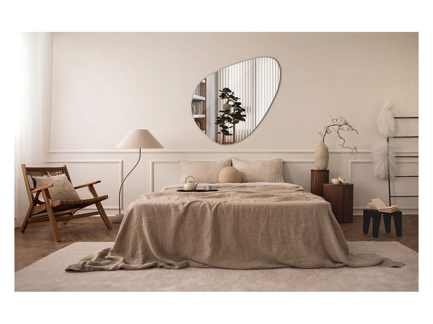 Spiegel met modern origineel ontwerp organische vorm 77x77cm