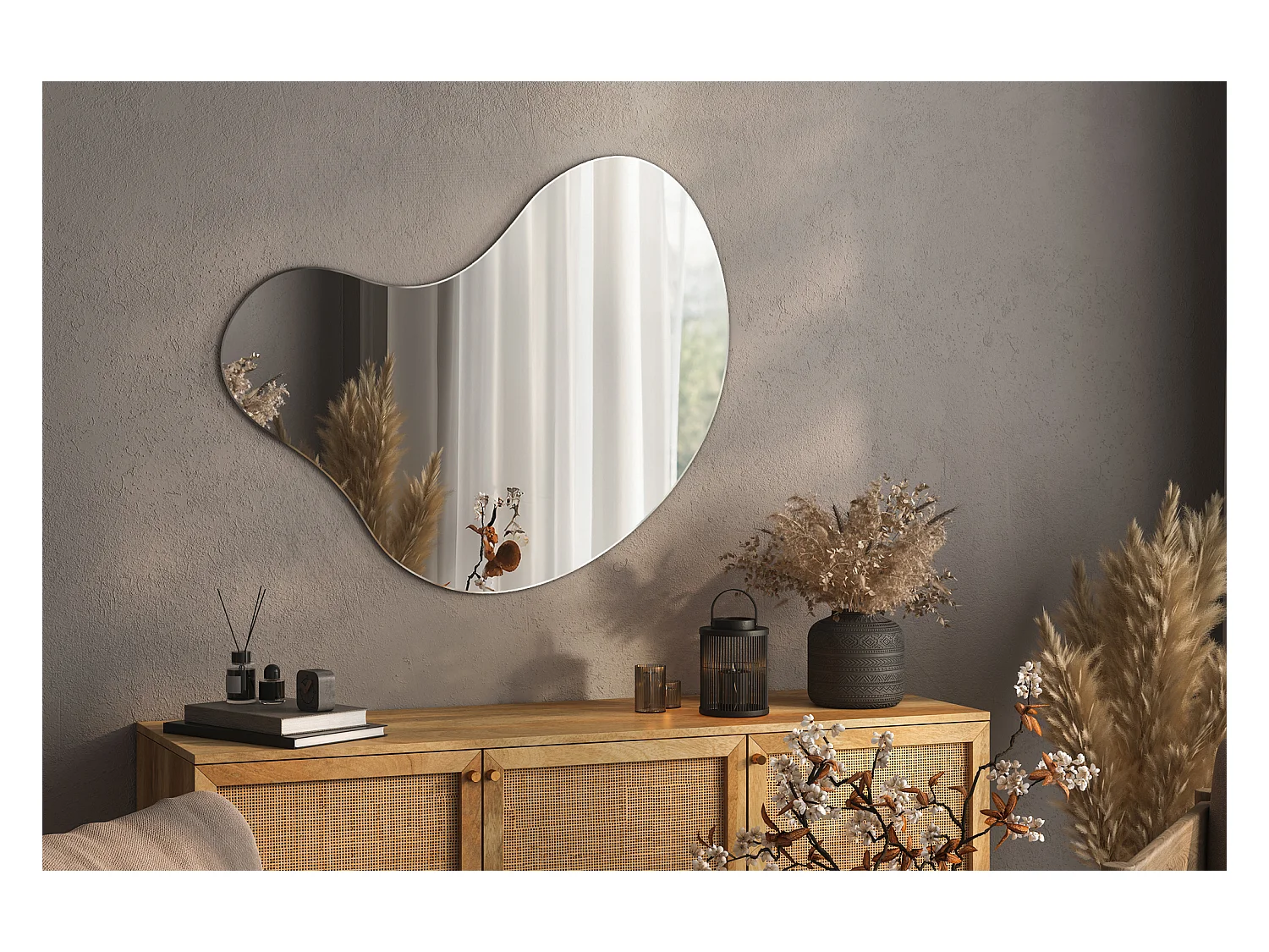 Spiegel met onregelmatige organische vorm origineel ontwerp 77x77cm