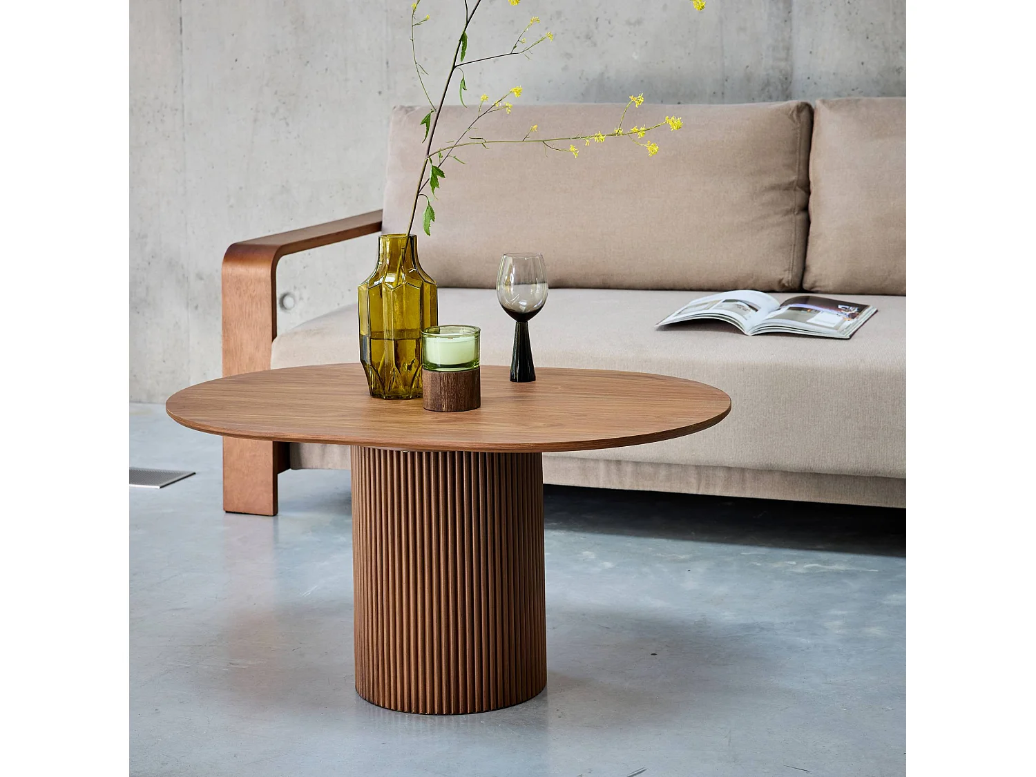 Mesa de centro con efecto de madera nogal