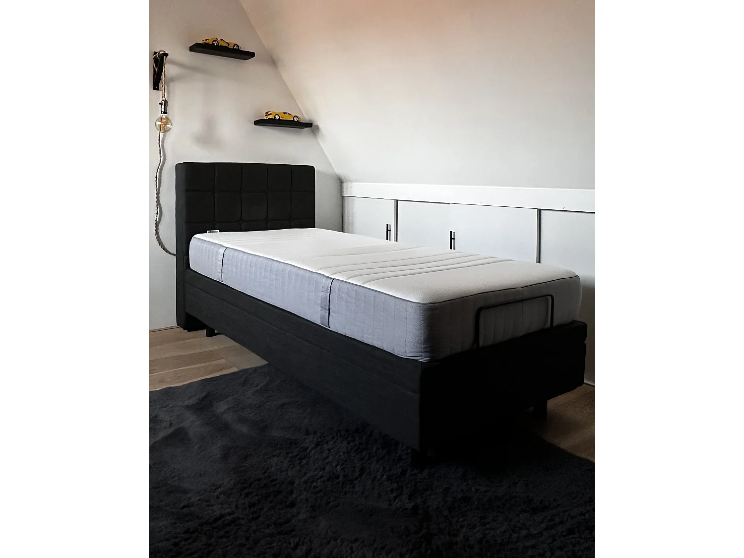 Matelas en mousse à mémoire de forme medium avec housse amovible 90 x 200 cm FANCY