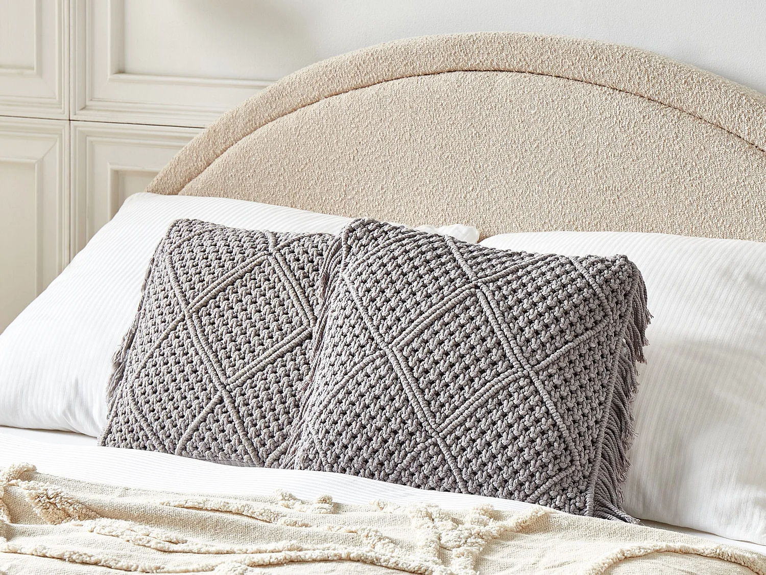 Lot de 2 coussins décoratifs BESHAM Coton 45 x 45 cm Gris Motif géométrique