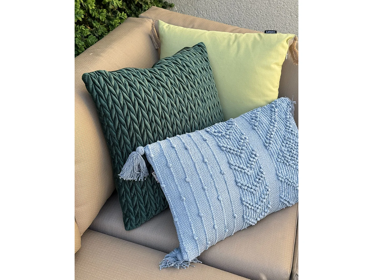 Set van 2 decoratieve kussens ECLIPTA 45 x 45 cm Groen Effen
