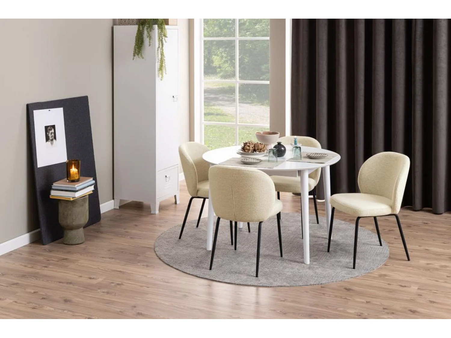 Chaise scandinave bouclette et pieds en métal noir (lot de 2) - PAMELA