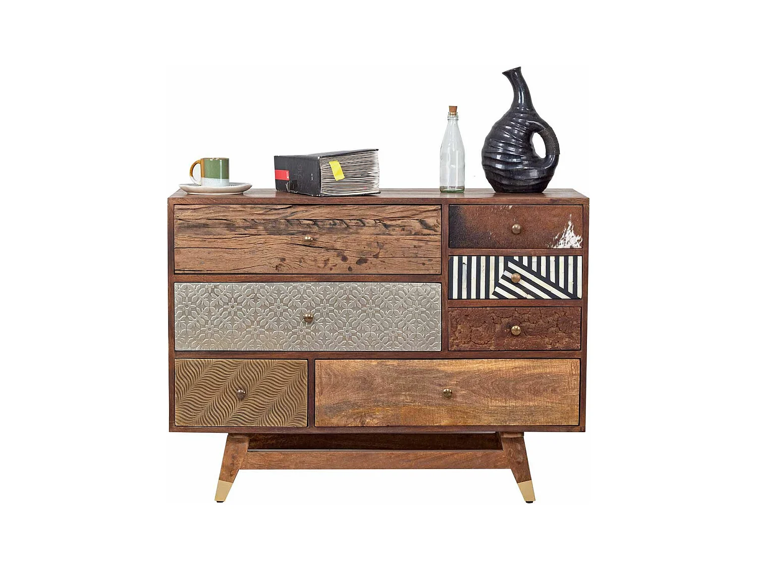 Commode multi-matériaux peau de vache bois sculpté | Manguier Terranova