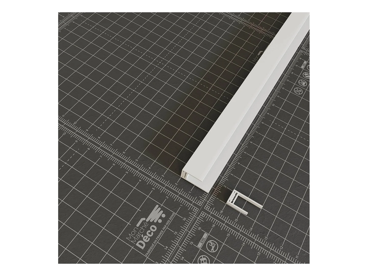 Profil d'Arrêt PVC Clipsable 8 mm - Longueur 2.60 m - Blanc