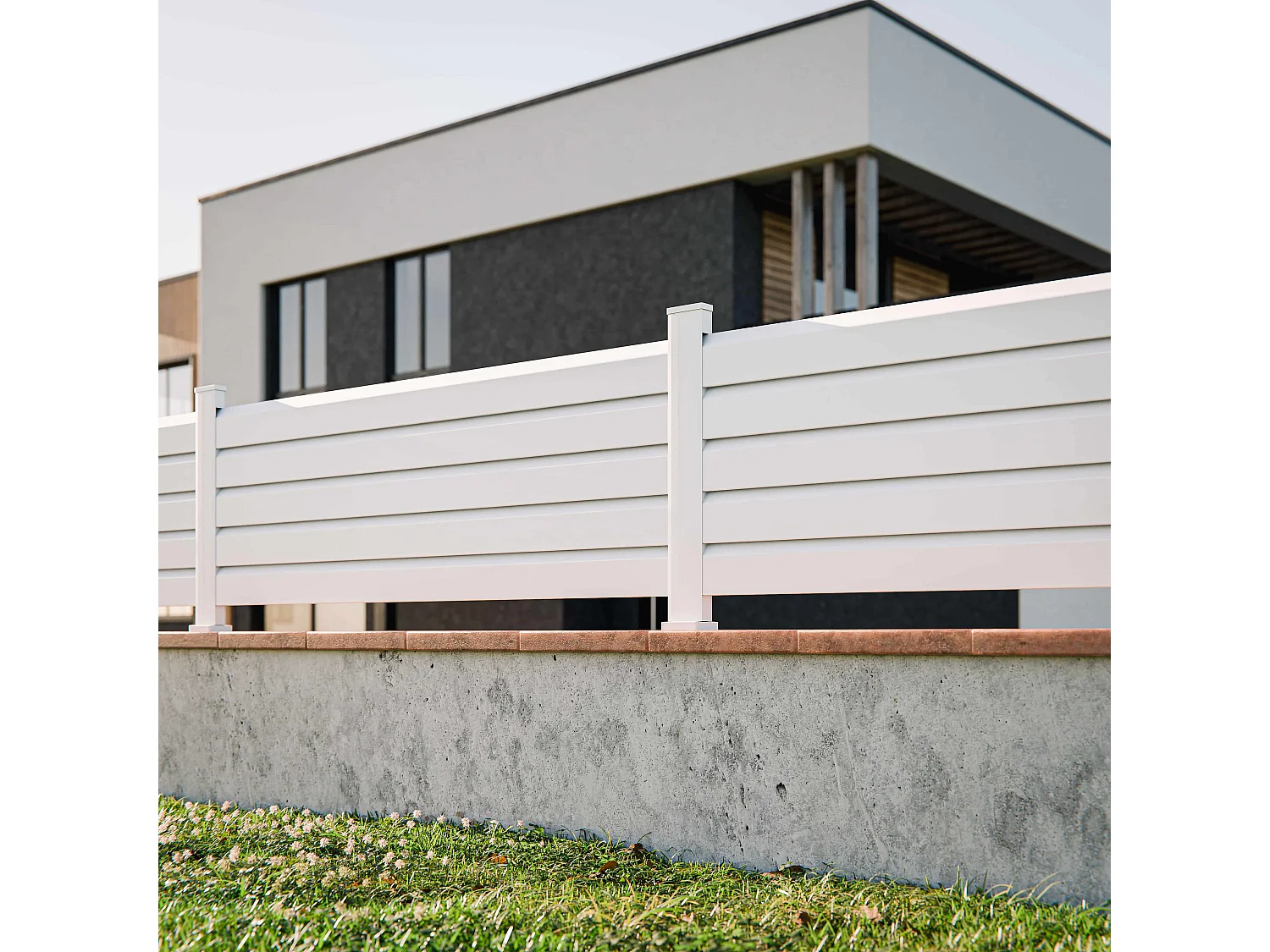 Kit Clôture SLIM PVC Blanc H. 72 cm x L. 11.10 m - 5 Lisses claire-voie